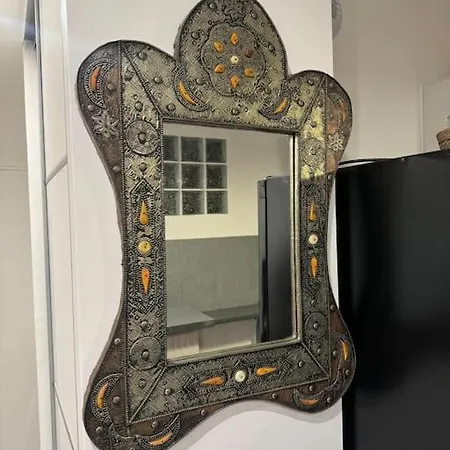 Cosi Near La Defense *